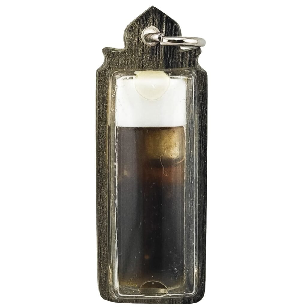 Ajarn Daeng Hua Cheuua Nam Man Prai