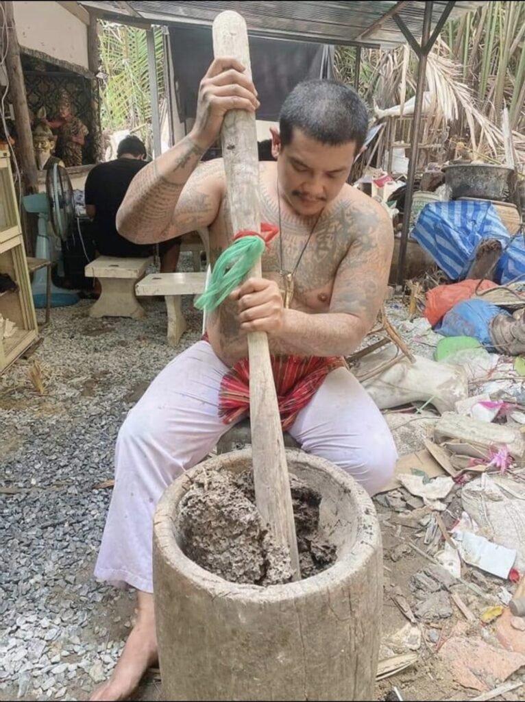 Ajarn Tom pounding materials