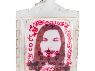 Ajarn Tom Mae Dao Panneng amulet front