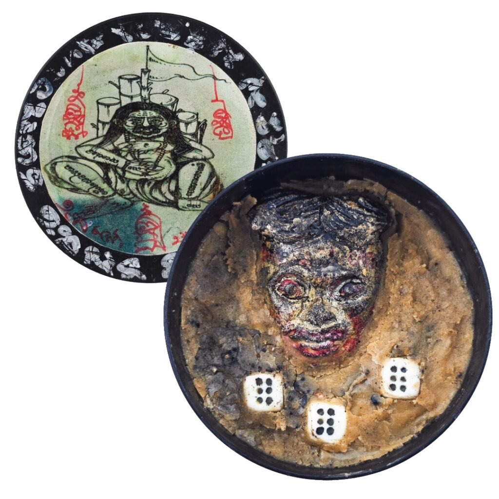 Hakom See Pheung Ajarn Tom old batch