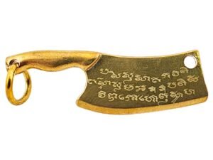 Front view of Mitmor Wealth Cleaver amulet engraved with protective yant script associated with obstacle removal and spiritual protection.
