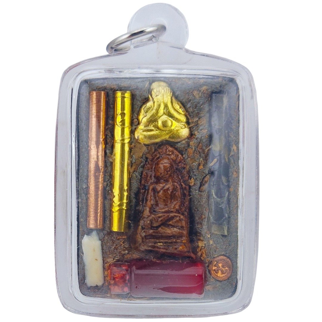 Phaya Yom Maharaj amulet rear view featuring sacred inserts, twin takruts, miniature Buddha amulet and consecrated components