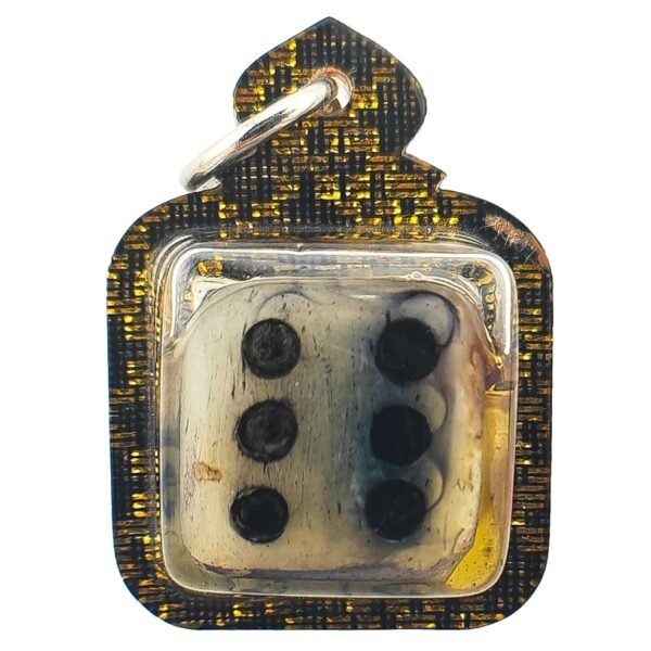 Prai Gambling Gradook Dice showing the No. 6 dice face carved from gradook and sealed in special Nam Man Prai oil