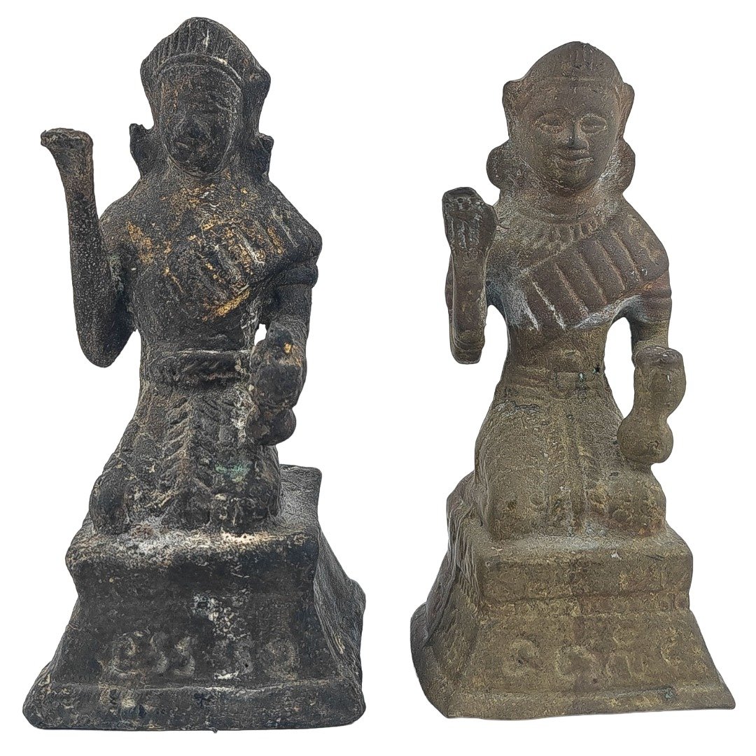 Front view of Kruba Thep’s personal pair of Nang Kwak for customer attraction, sales and wealth attraction