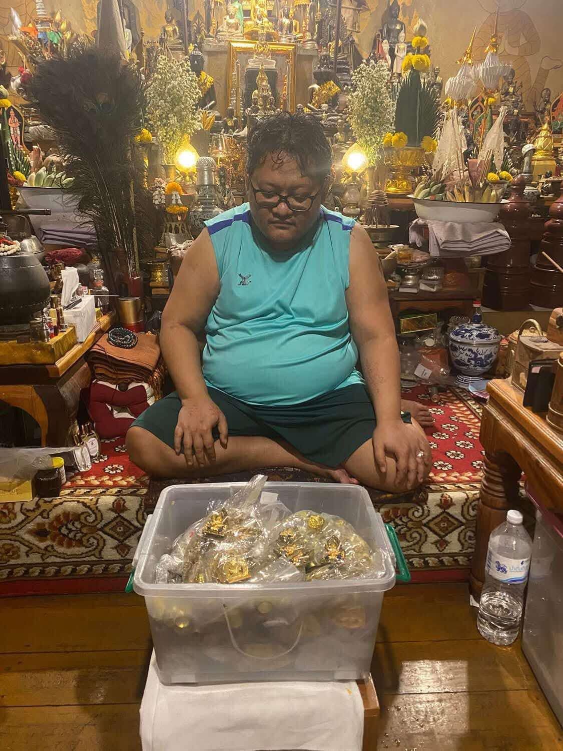 Khun Paen Saneh Nuea Duang – Charm Beyond Fate - Image 7