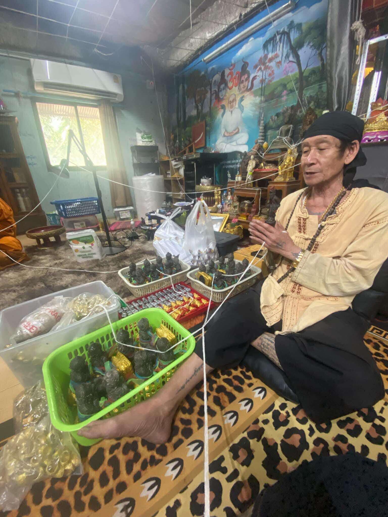 Khun Paen Saneh Nuea Duang – Charm Beyond Fate - Image 20