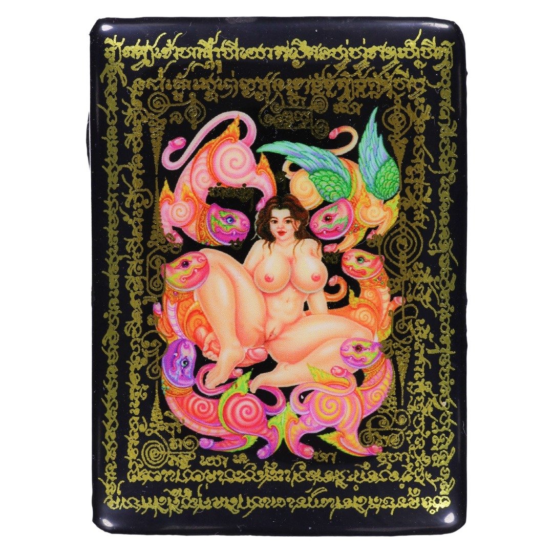 Uncased front of the Dao Lom Deun VIP Locket showing Mae Per surrounded by Phet Payathorn and handwritten sacred yants