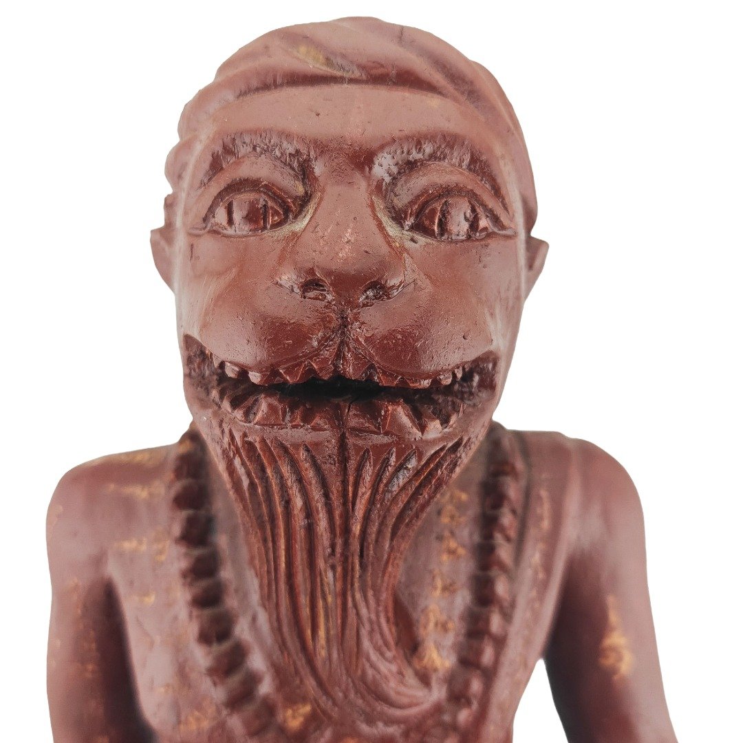 Close up of the tiger face of Lersi Sermingpai Bucha